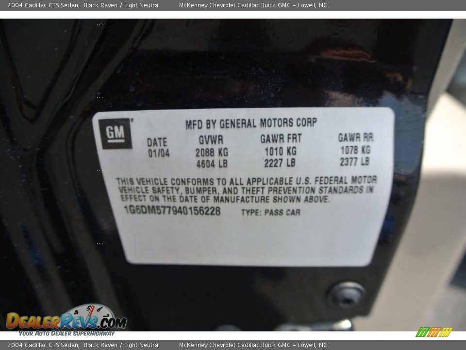 2004 Cadillac CTS Sedan Black Raven / Light Neutral Photo #7