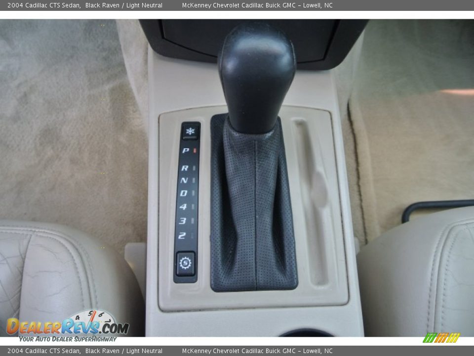 2004 Cadillac CTS Sedan Black Raven / Light Neutral Photo #11