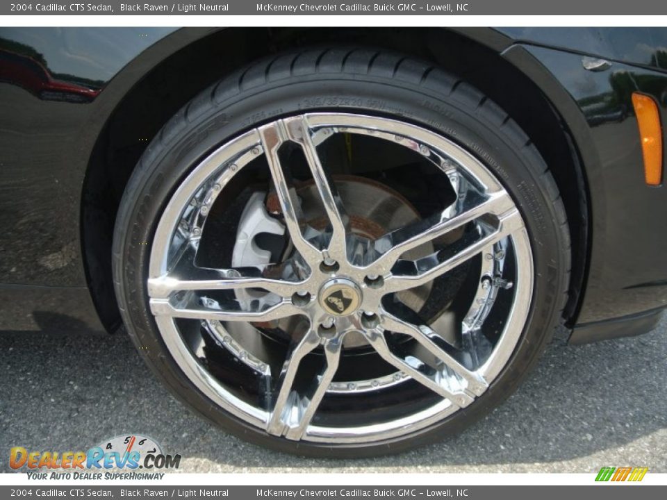 2004 Cadillac CTS Sedan Black Raven / Light Neutral Photo #21