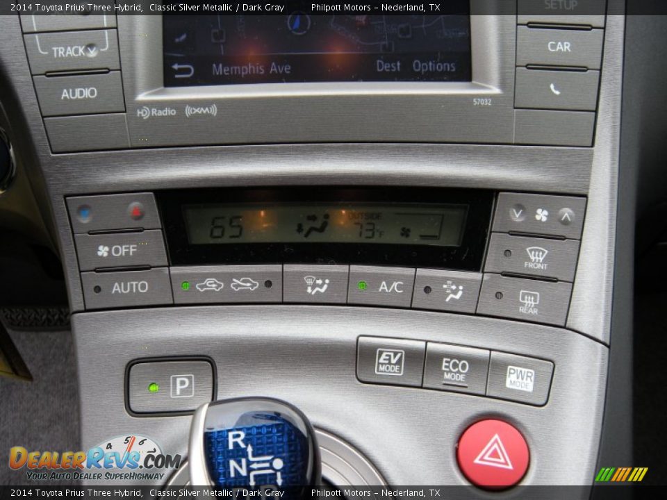 2014 Toyota Prius Three Hybrid Classic Silver Metallic / Dark Gray Photo #29