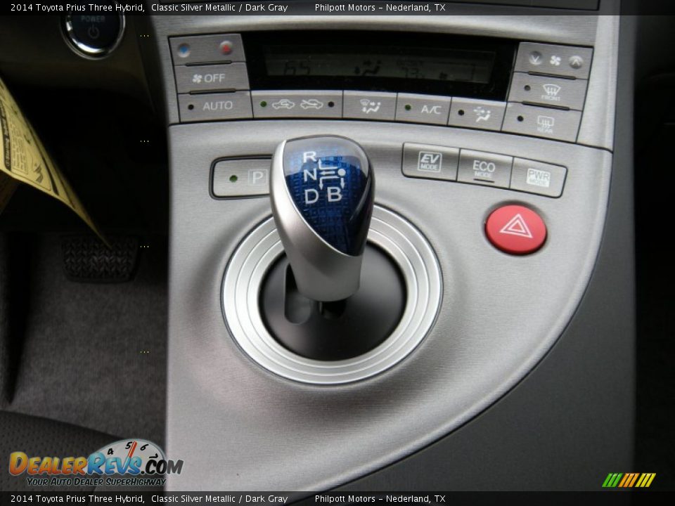 2014 Toyota Prius Three Hybrid Classic Silver Metallic / Dark Gray Photo #30