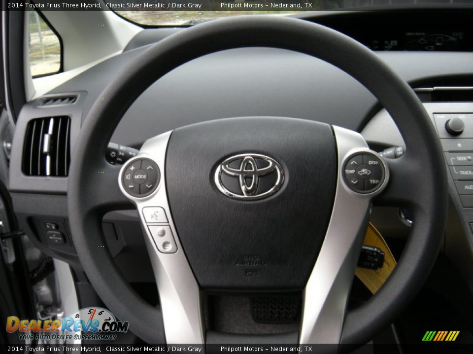 2014 Toyota Prius Three Hybrid Classic Silver Metallic / Dark Gray Photo #32