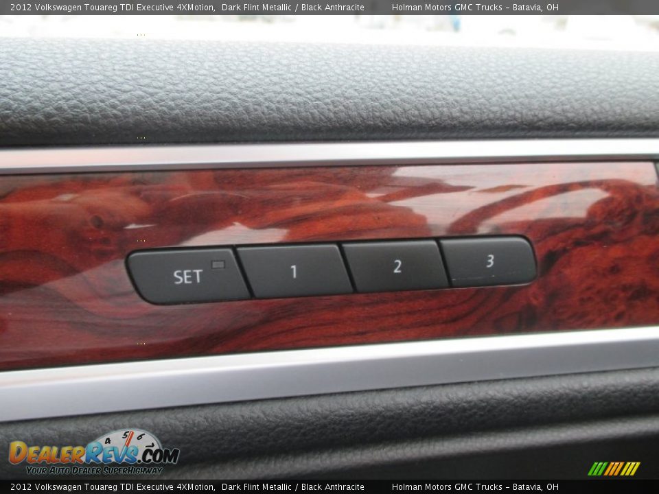 2012 Volkswagen Touareg TDI Executive 4XMotion Dark Flint Metallic / Black Anthracite Photo #24