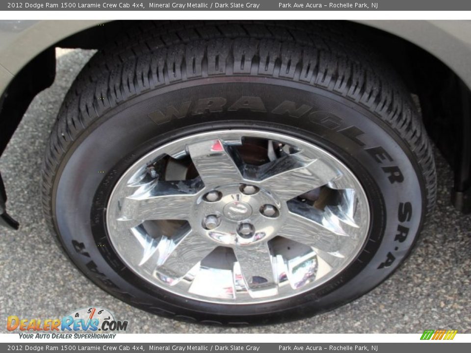 2012 Dodge Ram 1500 Laramie Crew Cab 4x4 Mineral Gray Metallic / Dark Slate Gray Photo #32