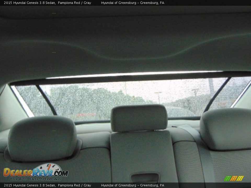2015 Hyundai Genesis 3.8 Sedan Pamplona Red / Gray Photo #19