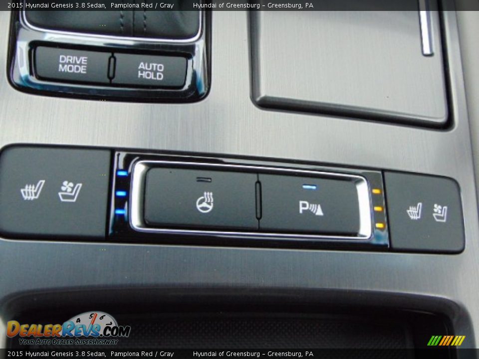 Controls of 2015 Hyundai Genesis 3.8 Sedan Photo #21