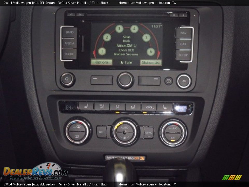 2014 Volkswagen Jetta SEL Sedan Reflex Silver Metallic / Titan Black Photo #22
