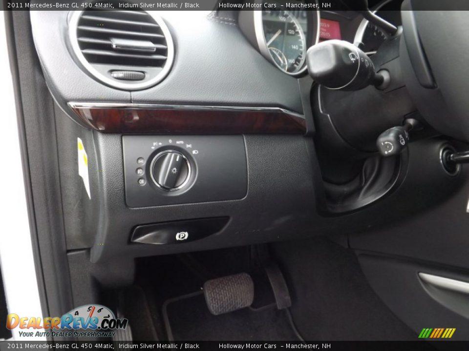 2011 Mercedes-Benz GL 450 4Matic Iridium Silver Metallic / Black Photo #17