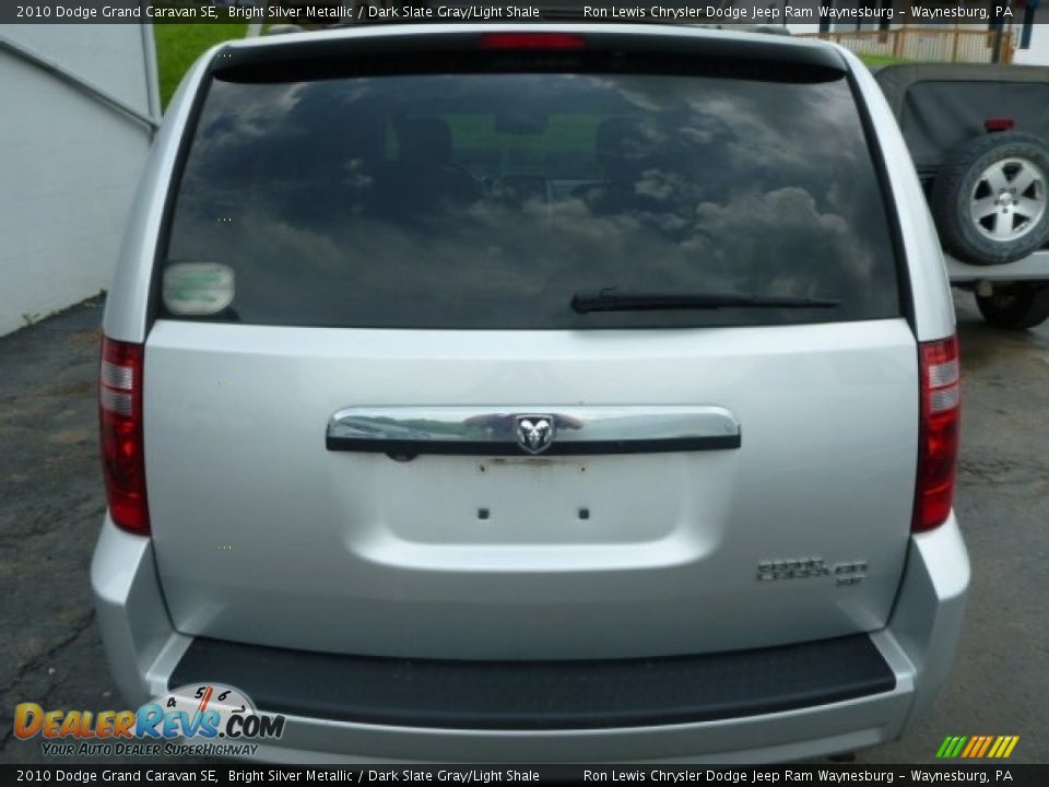 2010 Dodge Grand Caravan SE Bright Silver Metallic / Dark Slate Gray/Light Shale Photo #3