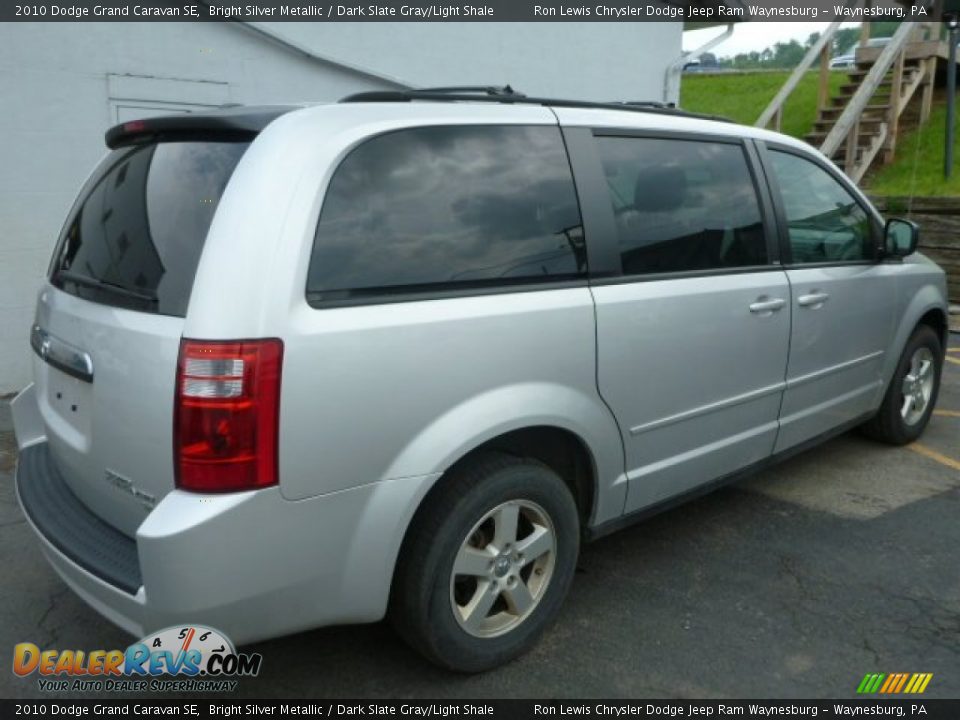 2010 Dodge Grand Caravan SE Bright Silver Metallic / Dark Slate Gray/Light Shale Photo #4