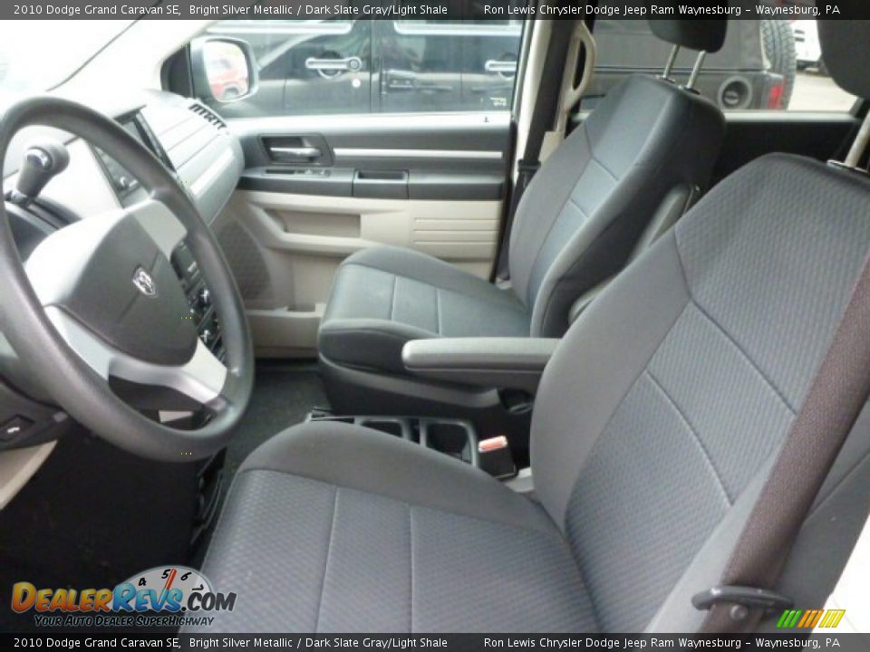 2010 Dodge Grand Caravan SE Bright Silver Metallic / Dark Slate Gray/Light Shale Photo #9