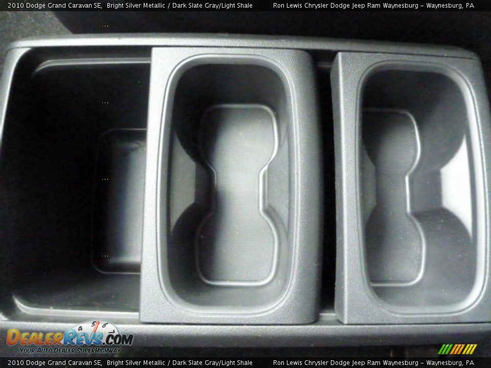 2010 Dodge Grand Caravan SE Bright Silver Metallic / Dark Slate Gray/Light Shale Photo #18