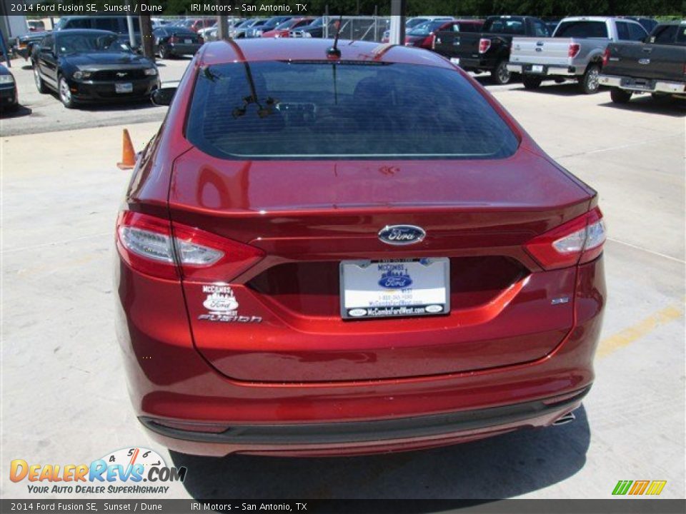 2014 Ford Fusion SE Sunset / Dune Photo #5