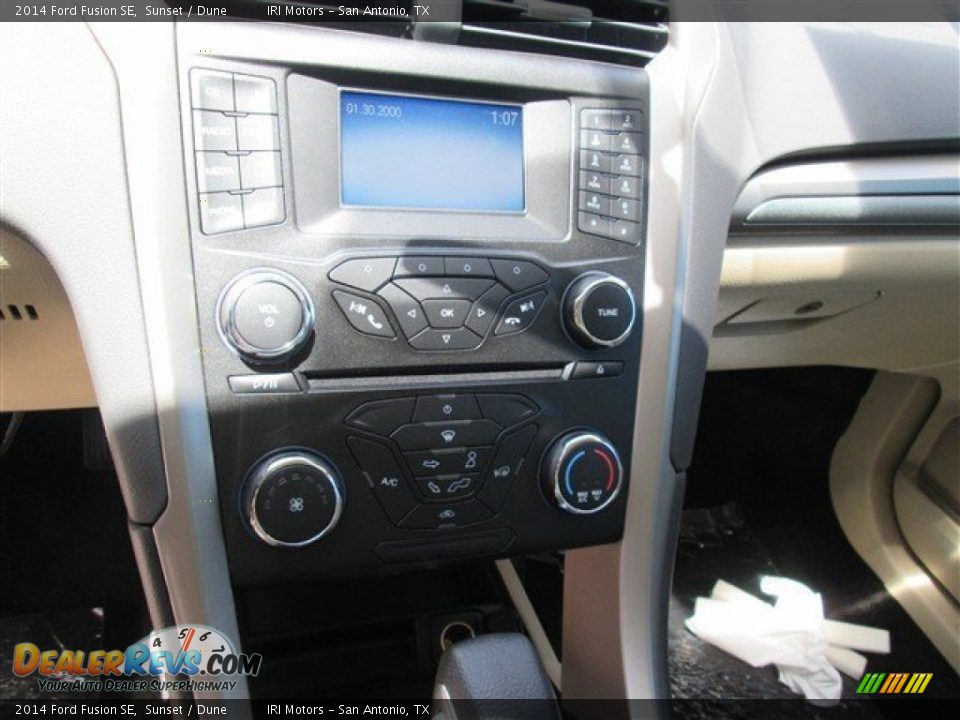 2014 Ford Fusion SE Sunset / Dune Photo #10