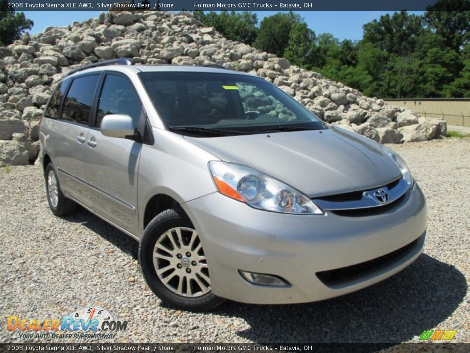 Front 3/4 View of 2008 Toyota Sienna XLE AWD Photo #1