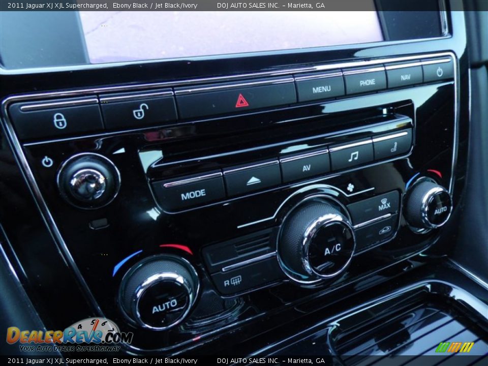 2011 Jaguar XJ XJL Supercharged Ebony Black / Jet Black/Ivory Photo #17