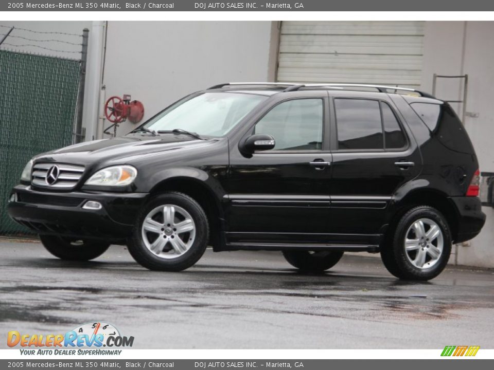 2005 Mercedes-Benz ML 350 4Matic Black / Charcoal Photo #2