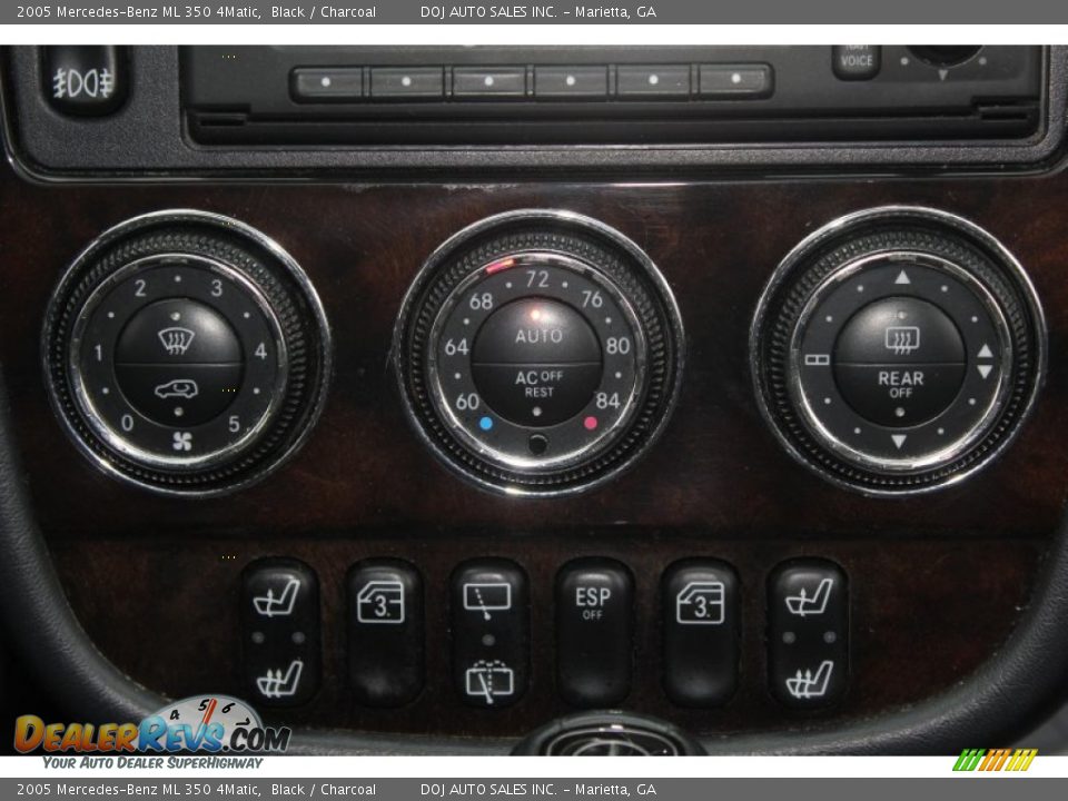 2005 Mercedes-Benz ML 350 4Matic Black / Charcoal Photo #18