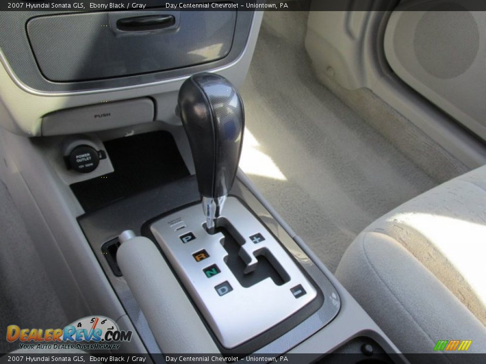 2007 Hyundai Sonata GLS Ebony Black / Gray Photo #15