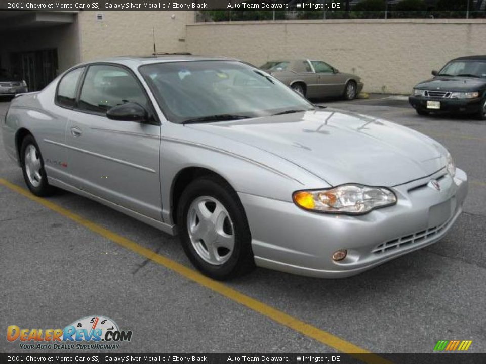 2001 Chevrolet Monte Carlo SS Galaxy Silver Metallic / Ebony Black Photo #8