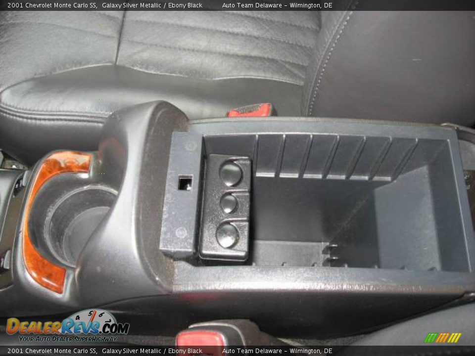 2001 Chevrolet Monte Carlo SS Galaxy Silver Metallic / Ebony Black Photo #23