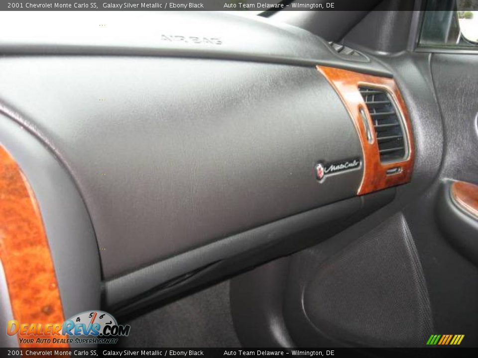 2001 Chevrolet Monte Carlo SS Galaxy Silver Metallic / Ebony Black Photo #24