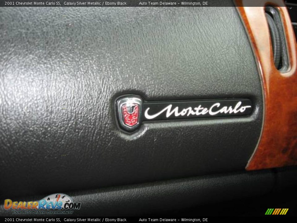 2001 Chevrolet Monte Carlo SS Galaxy Silver Metallic / Ebony Black Photo #25