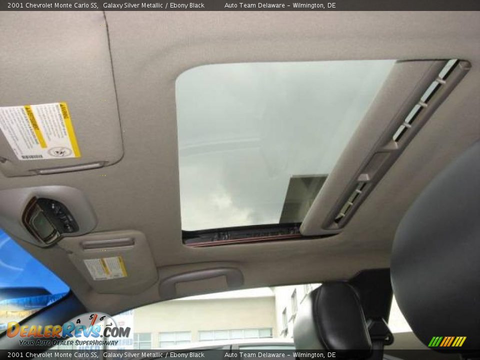2001 Chevrolet Monte Carlo SS Galaxy Silver Metallic / Ebony Black Photo #27