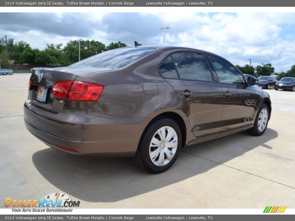 2014 Volkswagen Jetta SE Sedan Toffee Brown Metallic / Cornsilk Beige Photo #2