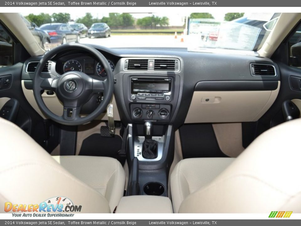 2014 Volkswagen Jetta SE Sedan Toffee Brown Metallic / Cornsilk Beige Photo #5