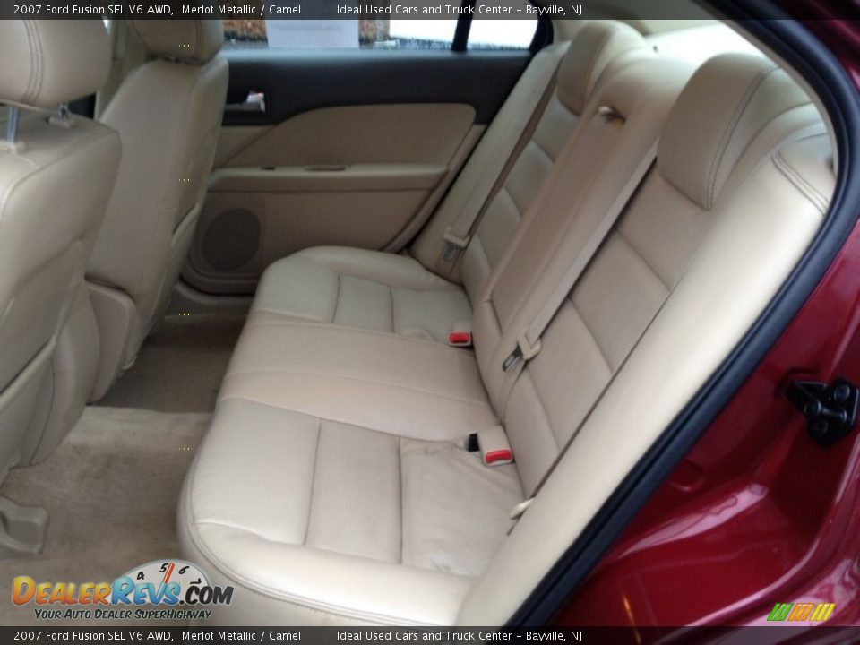 2007 Ford Fusion SEL V6 AWD Merlot Metallic / Camel Photo #20