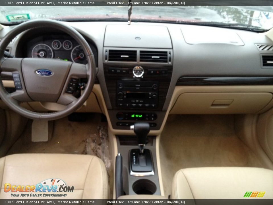 2007 Ford Fusion SEL V6 AWD Merlot Metallic / Camel Photo #22