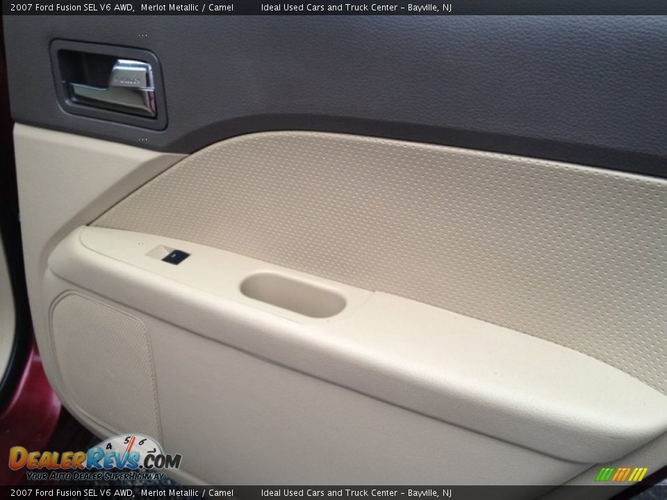 2007 Ford Fusion SEL V6 AWD Merlot Metallic / Camel Photo #24