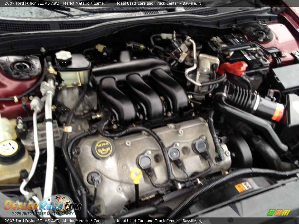 2007 Ford Fusion SEL V6 AWD Merlot Metallic / Camel Photo #29