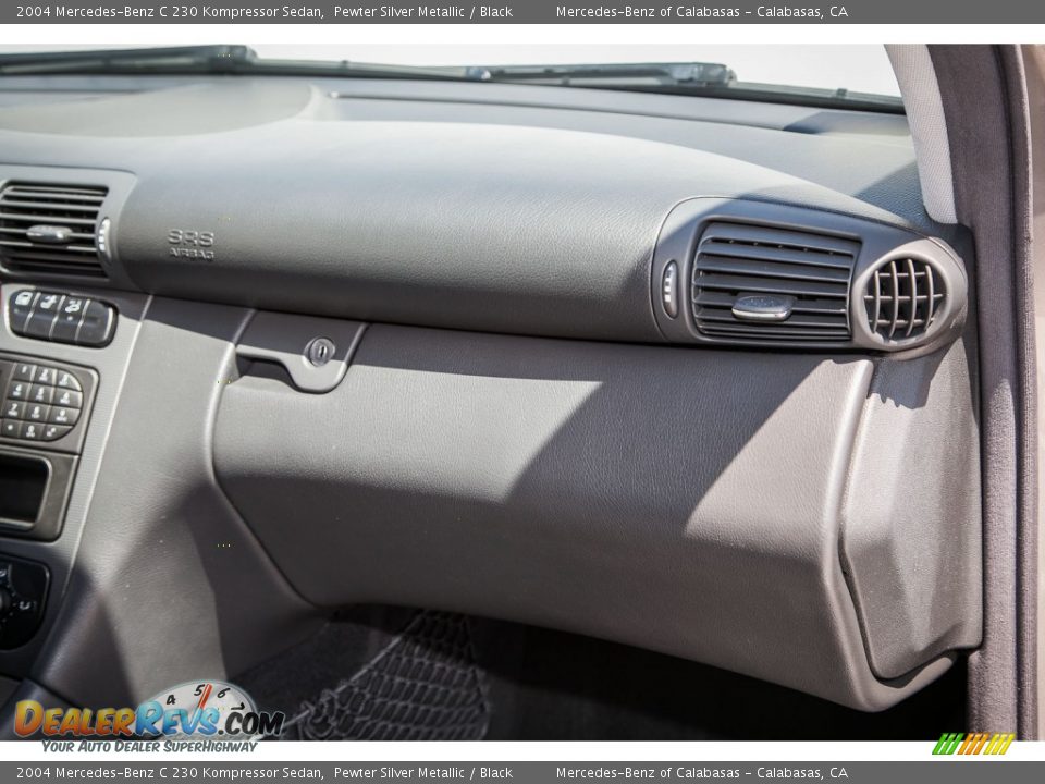 2004 Mercedes-Benz C 230 Kompressor Sedan Pewter Silver Metallic / Black Photo #23