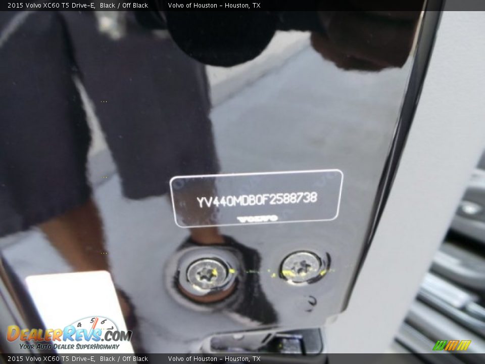 2015 Volvo XC60 T5 Drive-E Black / Off Black Photo #32