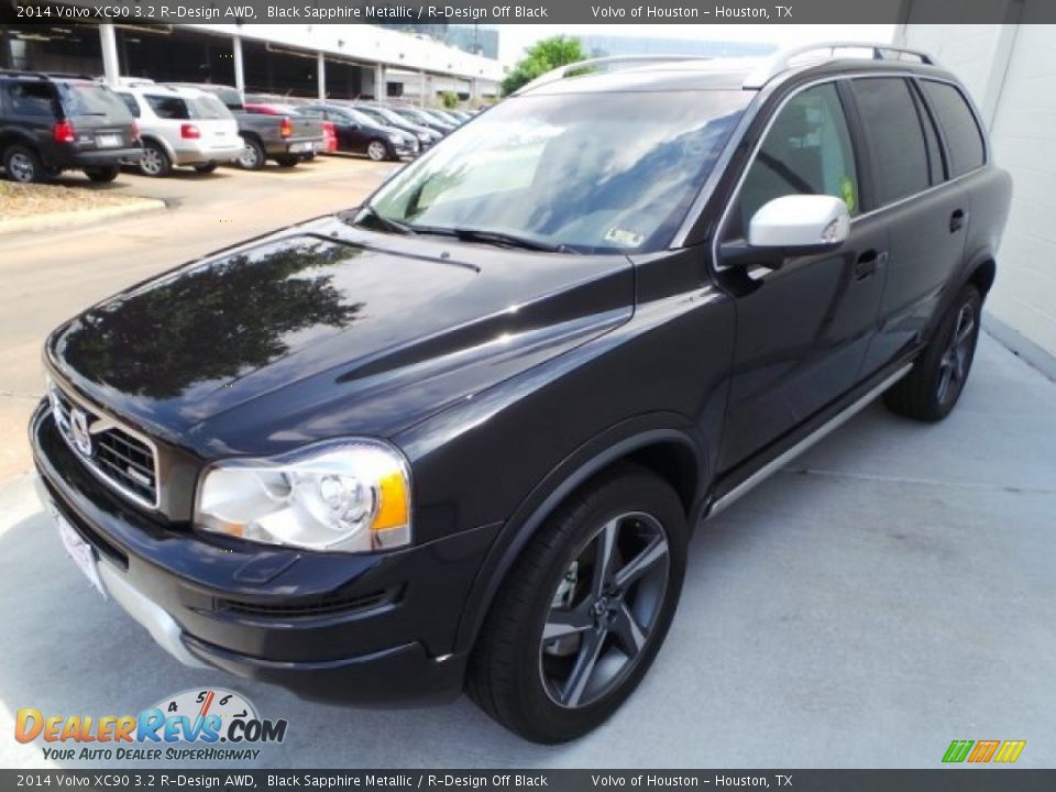Front 3/4 View of 2014 Volvo XC90 3.2 R-Design AWD Photo #3
