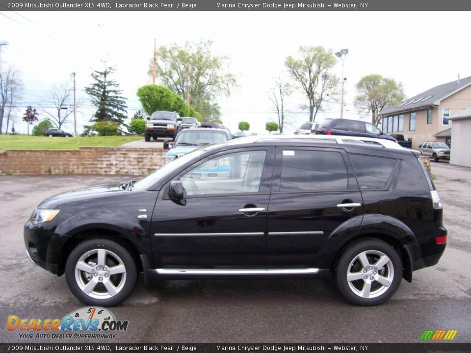 2009 Mitsubishi Outlander XLS 4WD Labrador Black Pearl / Beige Photo #10