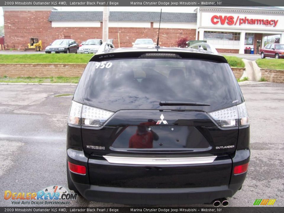 2009 Mitsubishi Outlander XLS 4WD Labrador Black Pearl / Beige Photo #12