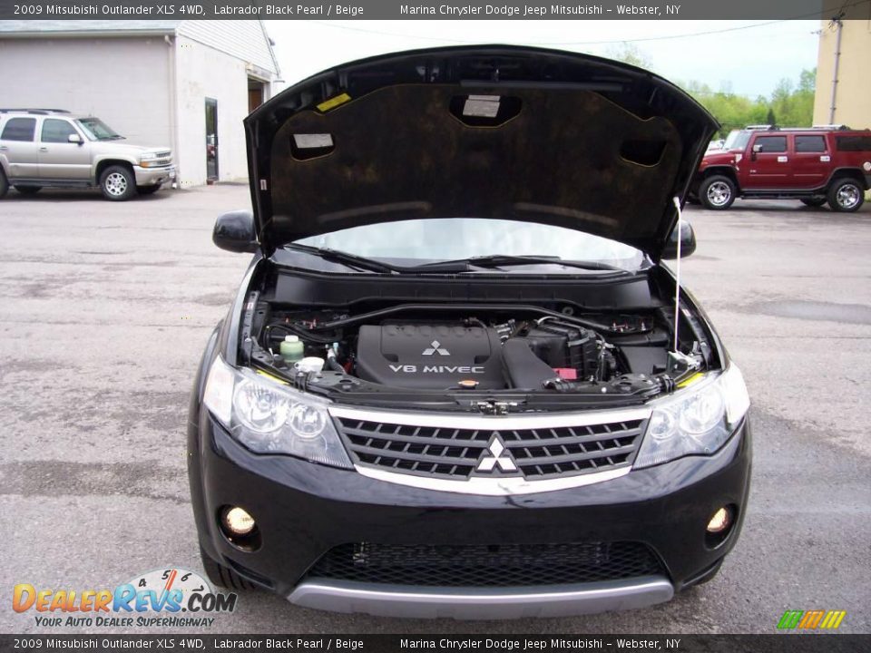 2009 Mitsubishi Outlander XLS 4WD Labrador Black Pearl / Beige Photo #17