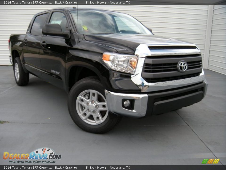 Front 3/4 View of 2014 Toyota Tundra SR5 Crewmax Photo #1