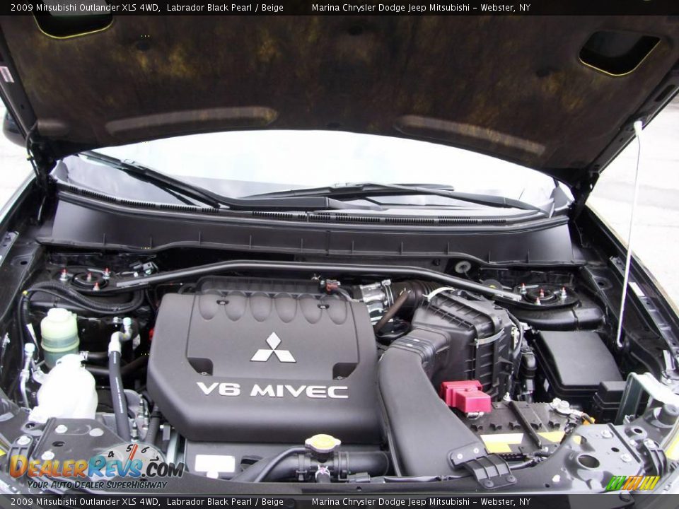 2009 Mitsubishi Outlander XLS 4WD Labrador Black Pearl / Beige Photo #18