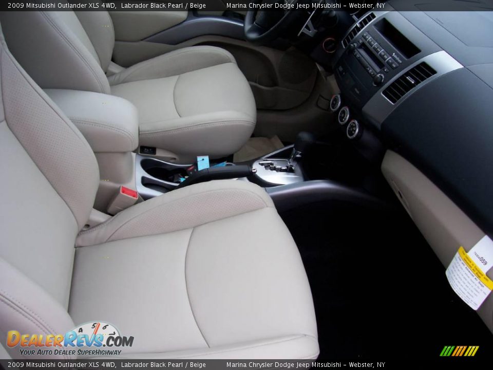 2009 Mitsubishi Outlander XLS 4WD Labrador Black Pearl / Beige Photo #26