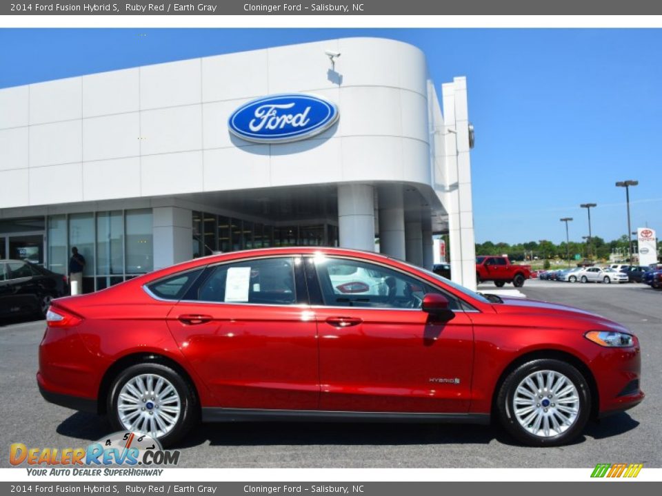 2014 Ford Fusion Hybrid S Ruby Red / Earth Gray Photo #2