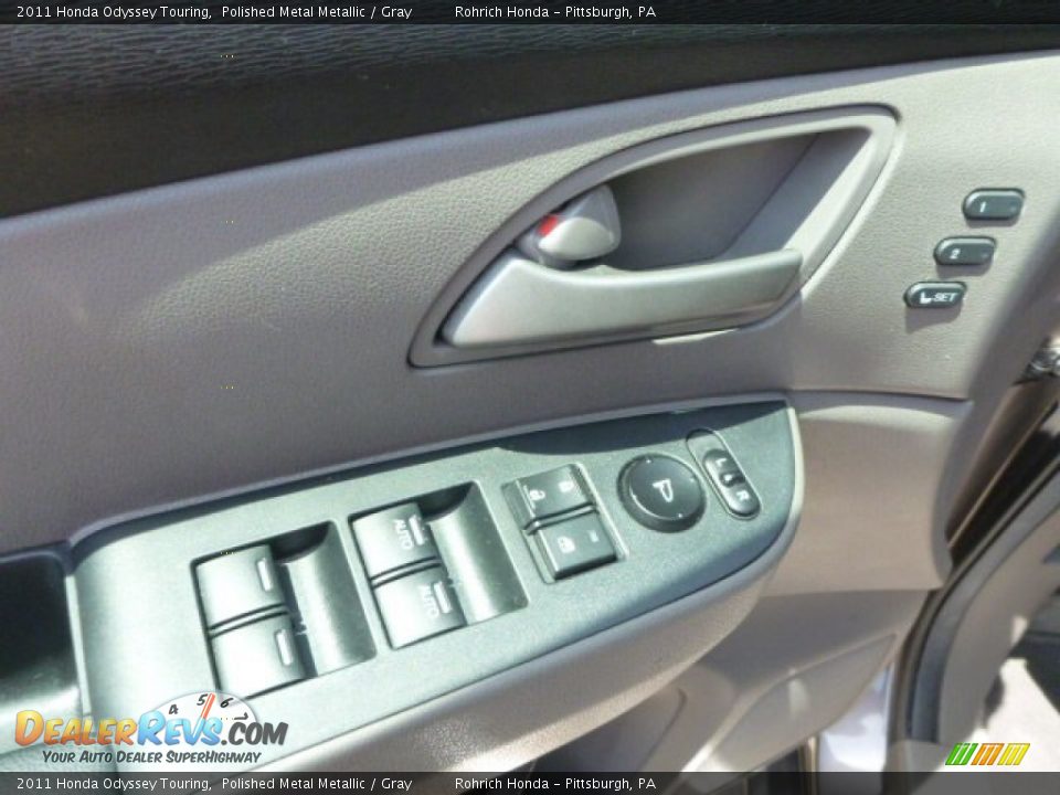 2011 Honda Odyssey Touring Polished Metal Metallic / Gray Photo #19