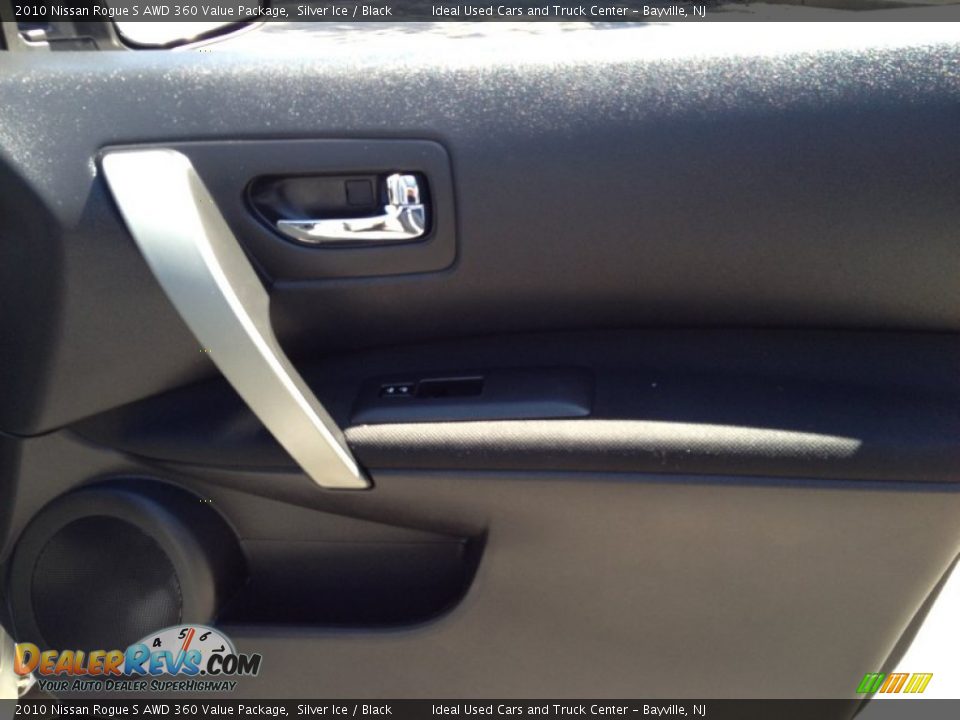 2010 Nissan Rogue S AWD 360 Value Package Silver Ice / Black Photo #9