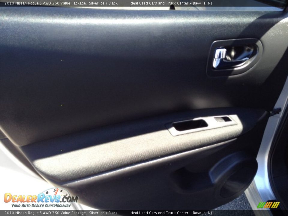 2010 Nissan Rogue S AWD 360 Value Package Silver Ice / Black Photo #21