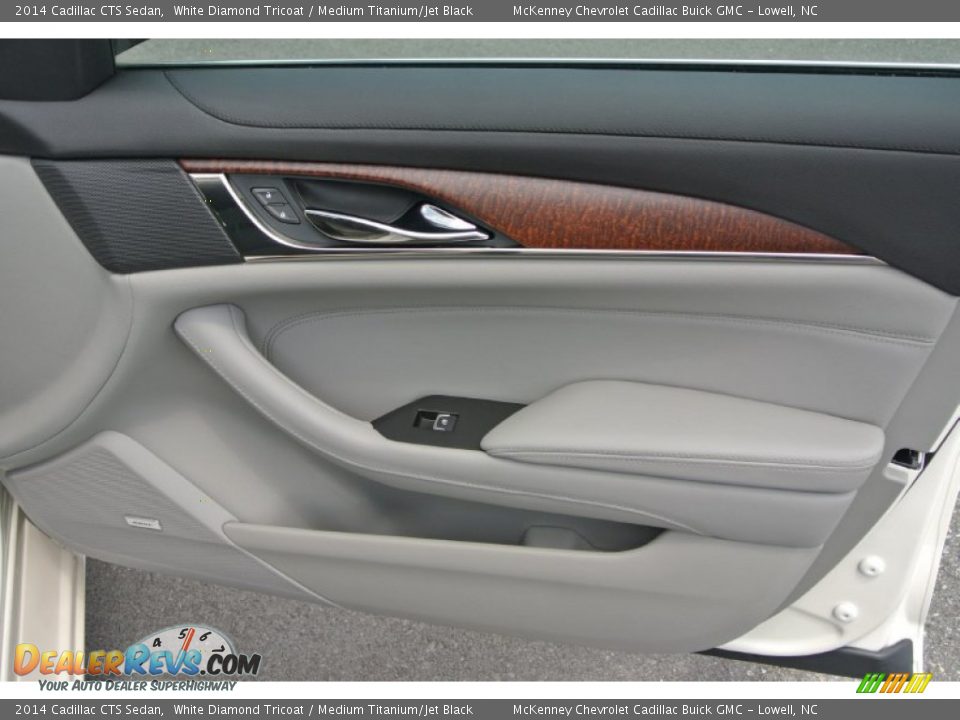 2014 Cadillac CTS Sedan White Diamond Tricoat / Medium Titanium/Jet Black Photo #18