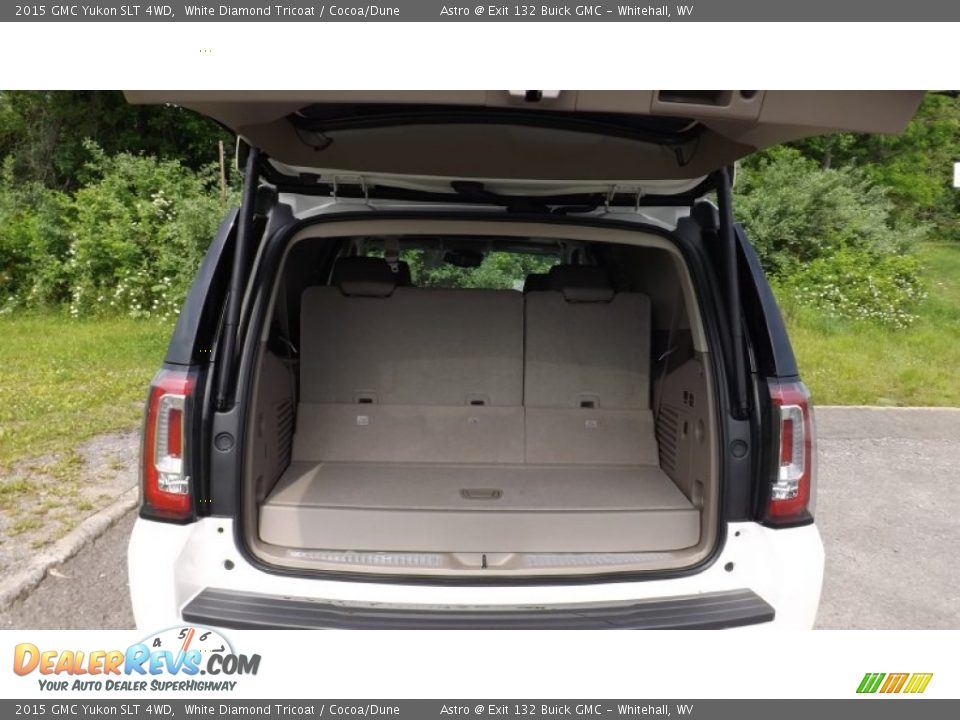 2015 GMC Yukon SLT 4WD White Diamond Tricoat / Cocoa/Dune Photo #6