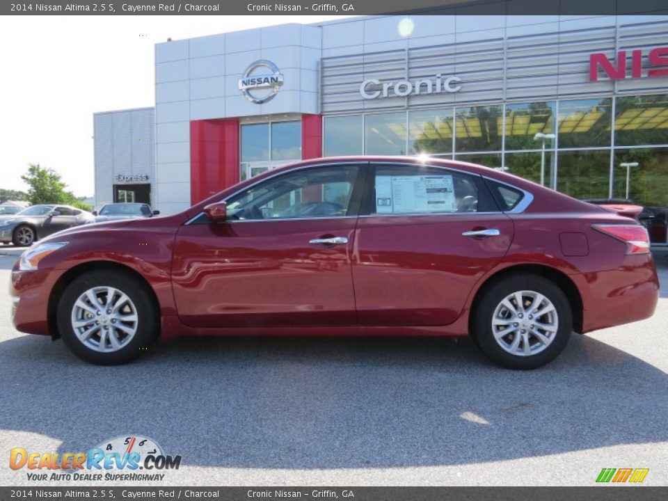 2014 Nissan Altima 2.5 S Cayenne Red / Charcoal Photo #2